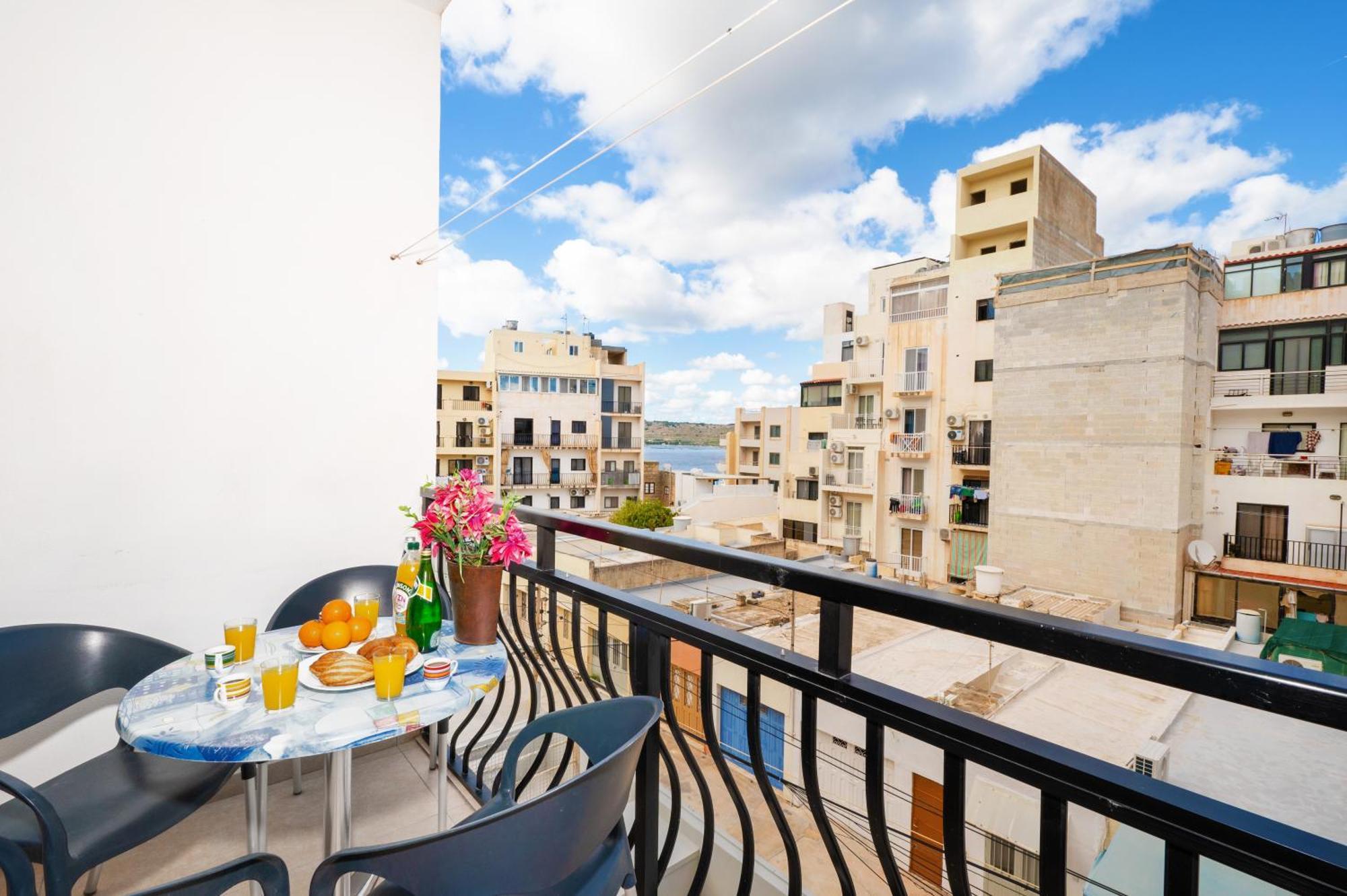 Seashells 2 Bedroom Apartments With Terrace, Just Off The Bugibba Promenade - By Getwaysmalta St. Paul's Bay Ngoại thất bức ảnh